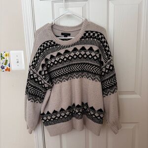 American Eagle Outfitters Black and Cream Sweater